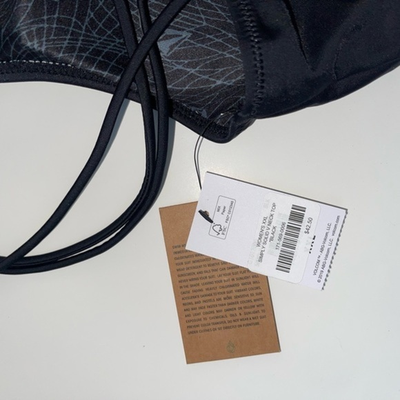 Volcom‎ Women's Simply Solid V Neck Bikini Top, Black, XXL - Picture 10 of 10